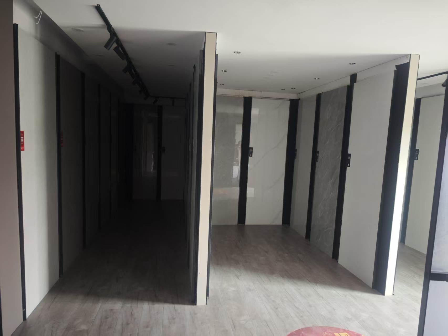 天津宝坻区北方装饰城商铺出租 天津宝坻区北方装饰城商铺出租