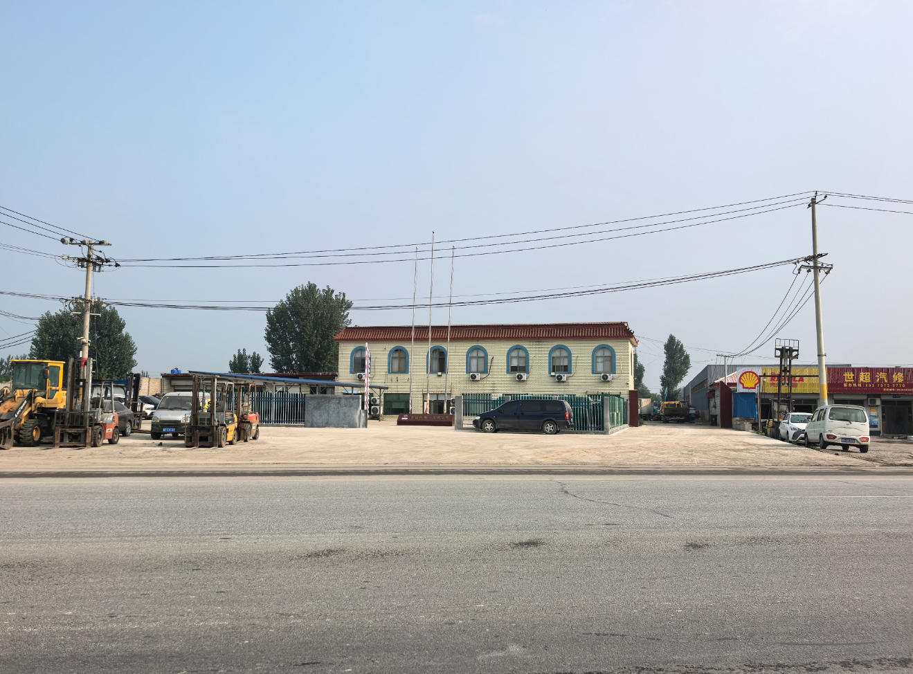 保定市满城107国道边新建厂库房出租/另有在建厂区，可做定制厂房