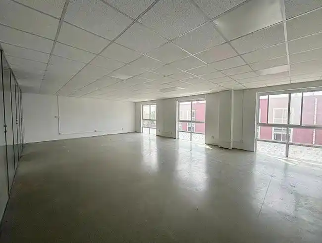 北京通州区宋庄镇厂库房，公寓出租