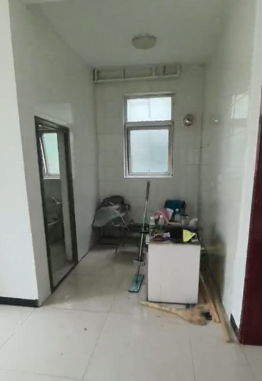 房山区阎村镇自建三层楼/自住/办公/厂库房出租