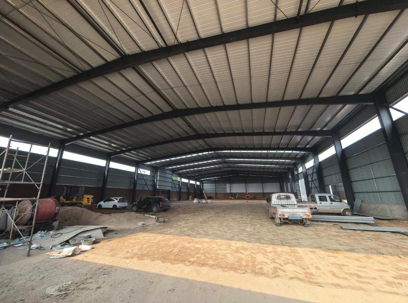 保定市满城107国道边新建厂库房出租/另有在建厂区，可做定制厂房