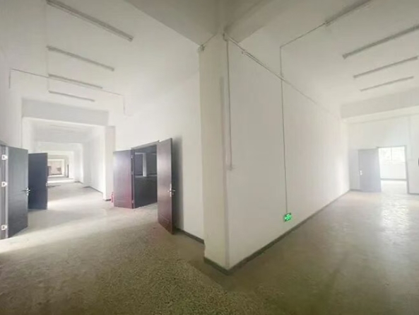 天津市津南大院厂库房出租 天津市津南大院厂库房出租